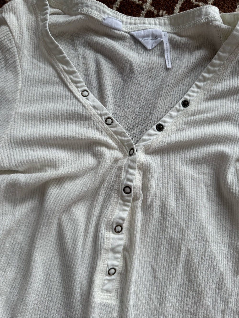 Out From Under Snap Henley Ribbed Long Sleeve Top - L - Picture 6 of 6